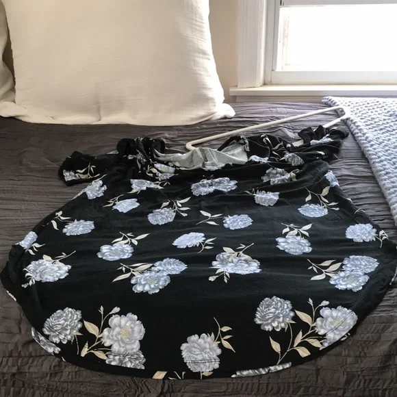 Torrid size 3 tee shirt. - Picture 3 of 3